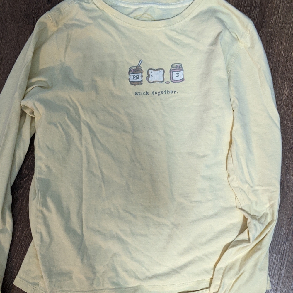 Small long sleeve life is good shirt